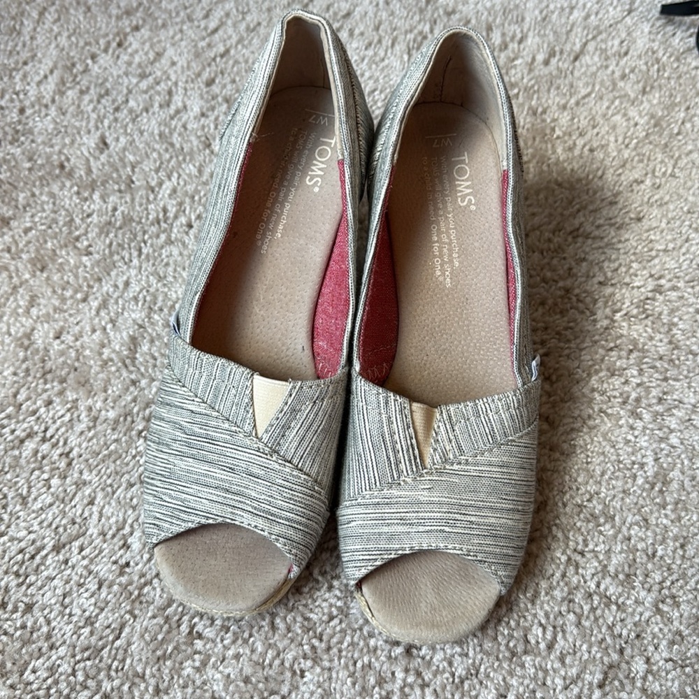 Toms Tan Wedge Espadrilles with Peep-Toe women’s size 7 - Picture 2 of 7